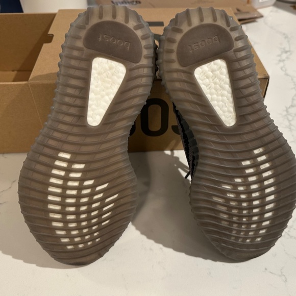 Yeezy Boost 350 V2 Grey/OrangeBeluga - Picture 3 of 5